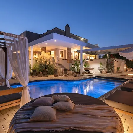 Vento Imperiale Estate Willa